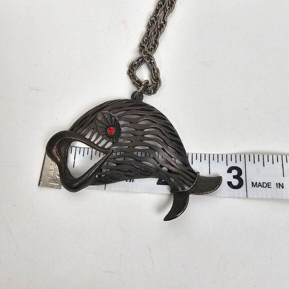 Vtg JJ Jonette Large Pewter Fish Pendant Necklace Open‎ Mouth Red Rhinestone Eye - Picture 9 of 15